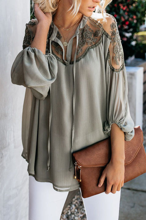 Veleaee Sweet Love Floral Embroidery Shirt - 3 Colors