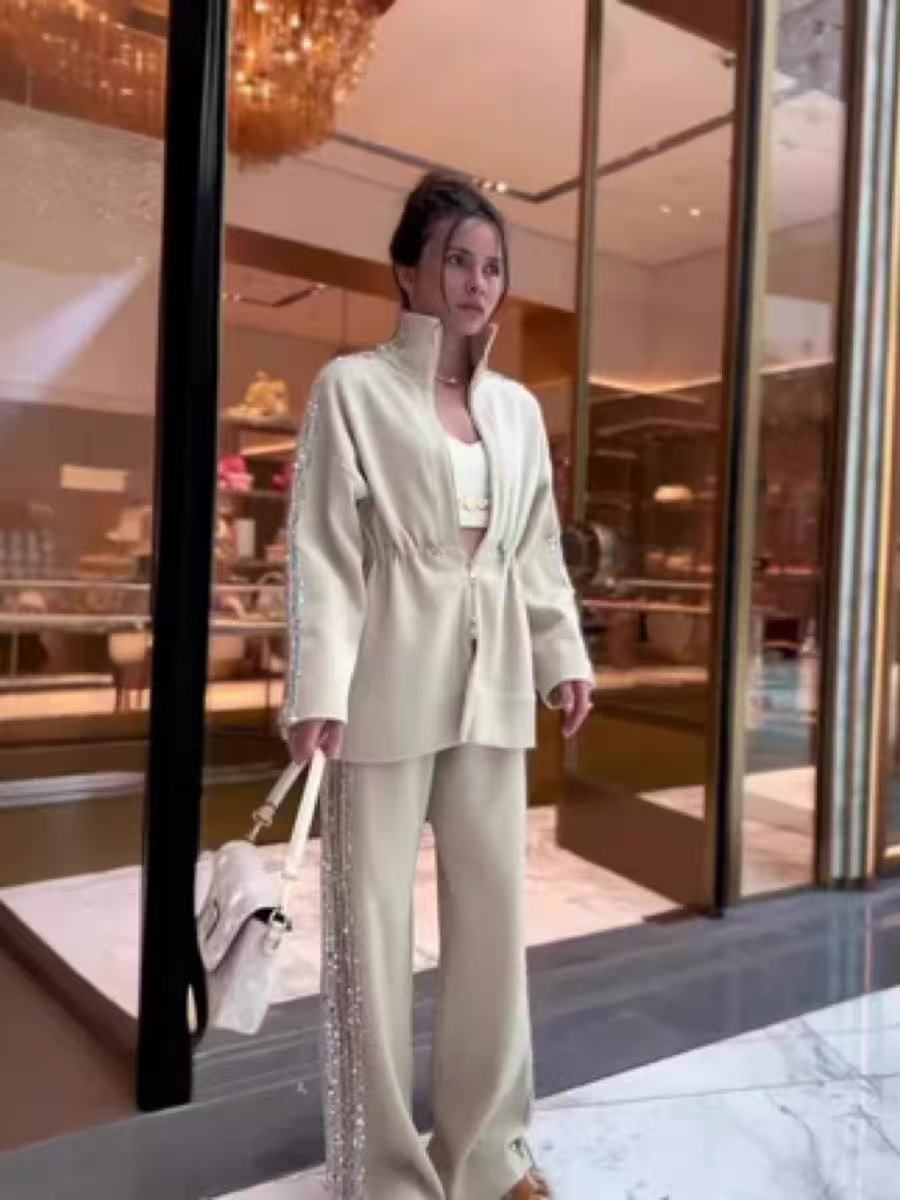 Veleaee Elegant Sequin-Trimmed Top and Wide-Leg Pants 2-Piece Set