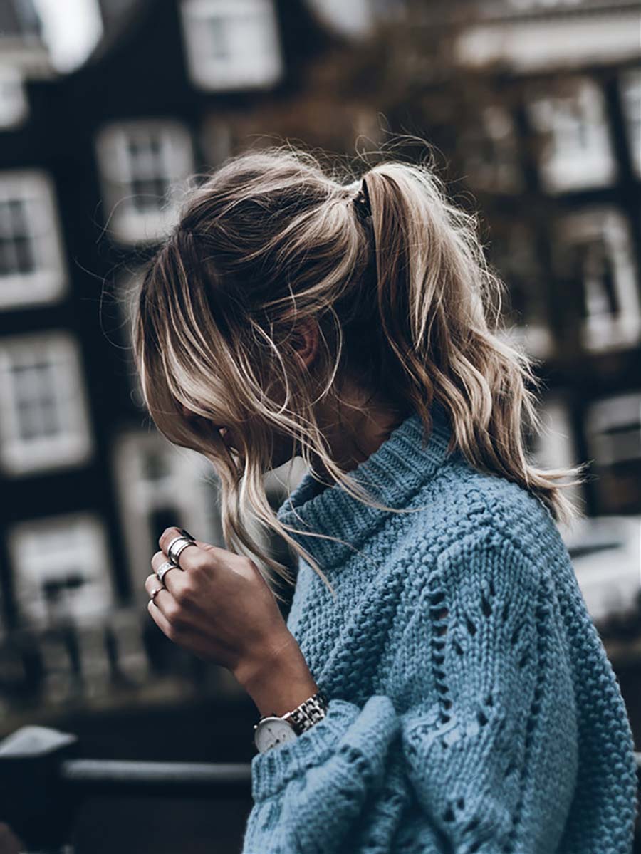 Veleaee Round Neck Hollow Sweater(7 colors)