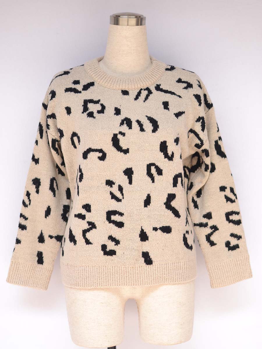 Veleaee Leopard Printed Knit Sweater