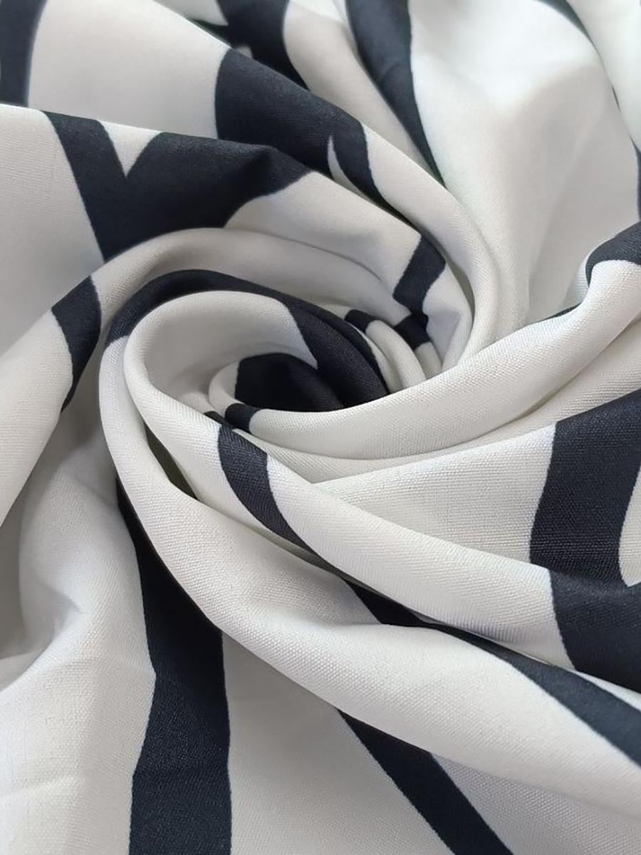 Veleaee V-Neck Print Pleated Sleeveless Dress