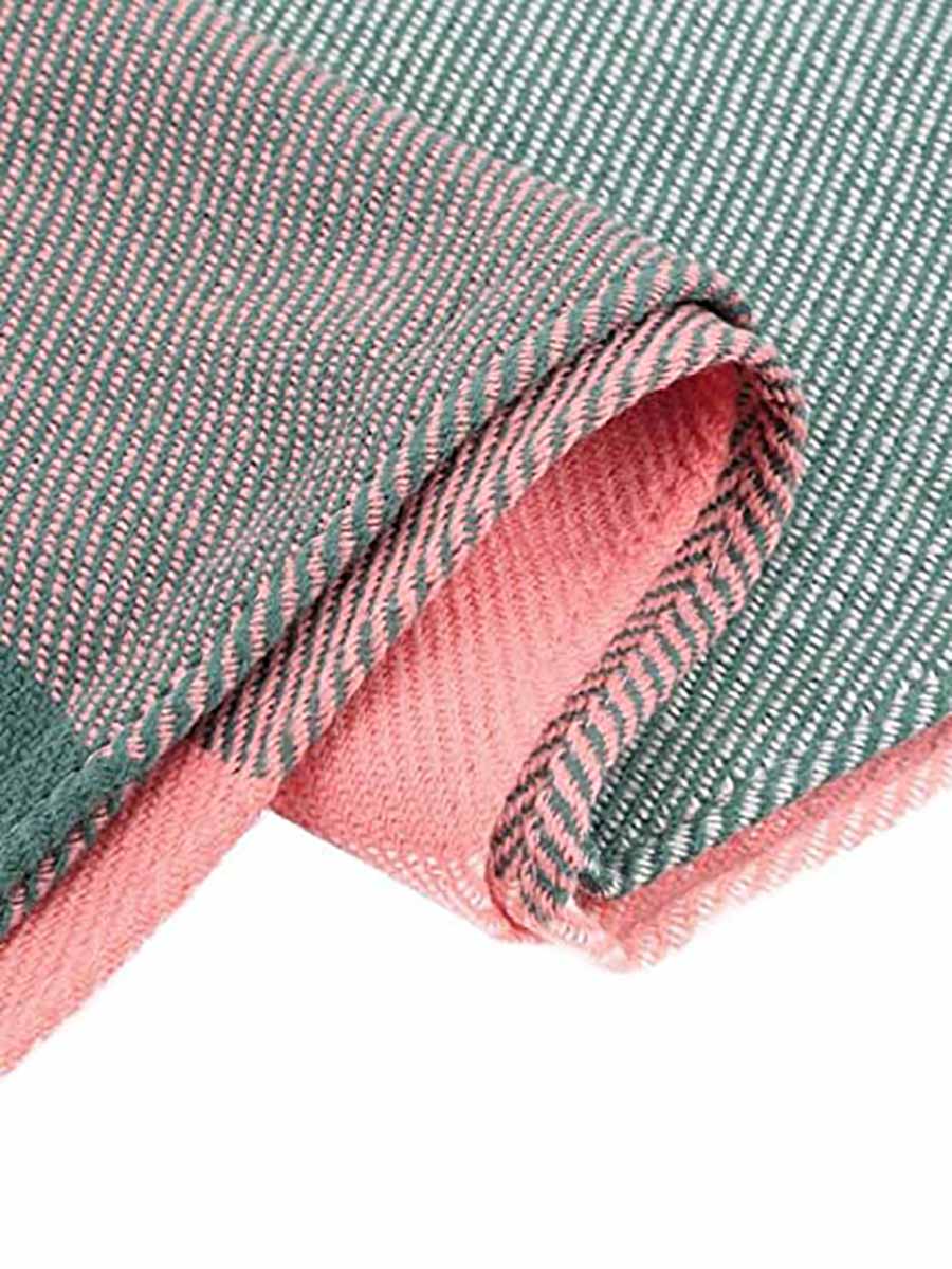 Veleaee Warm Plaid Tassel Scarf