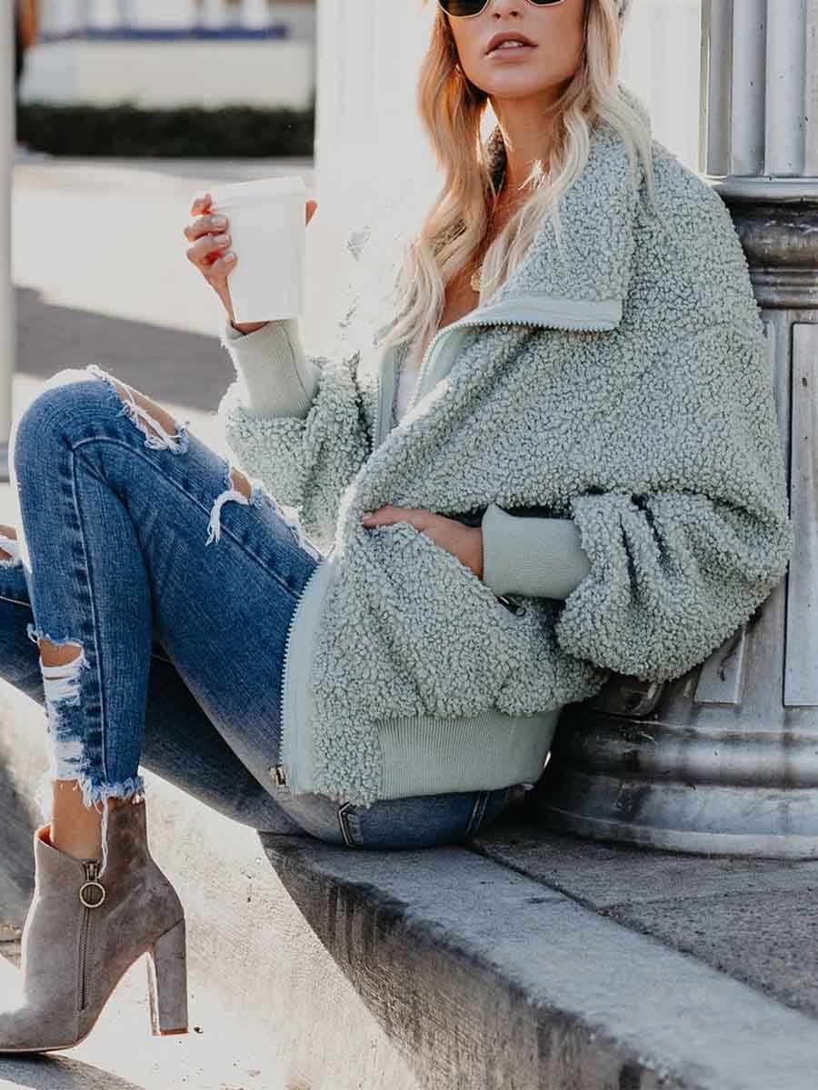 Veleaee Furry Pocket Coat