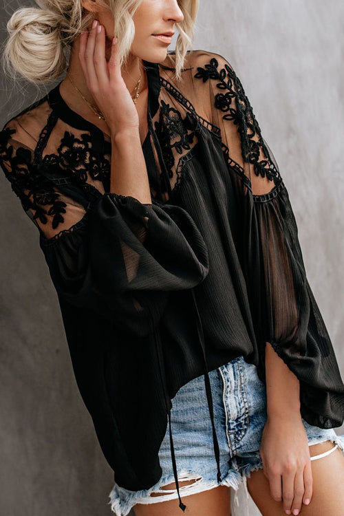 Veleaee Sweet Love Floral Embroidery Shirt - 3 Colors