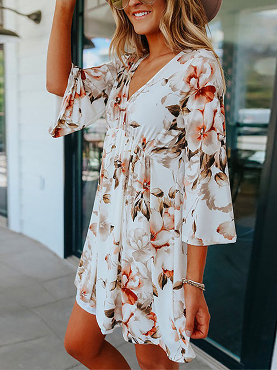 Veleaee  V Neck Bell Sleeves Printed Swing Dresses