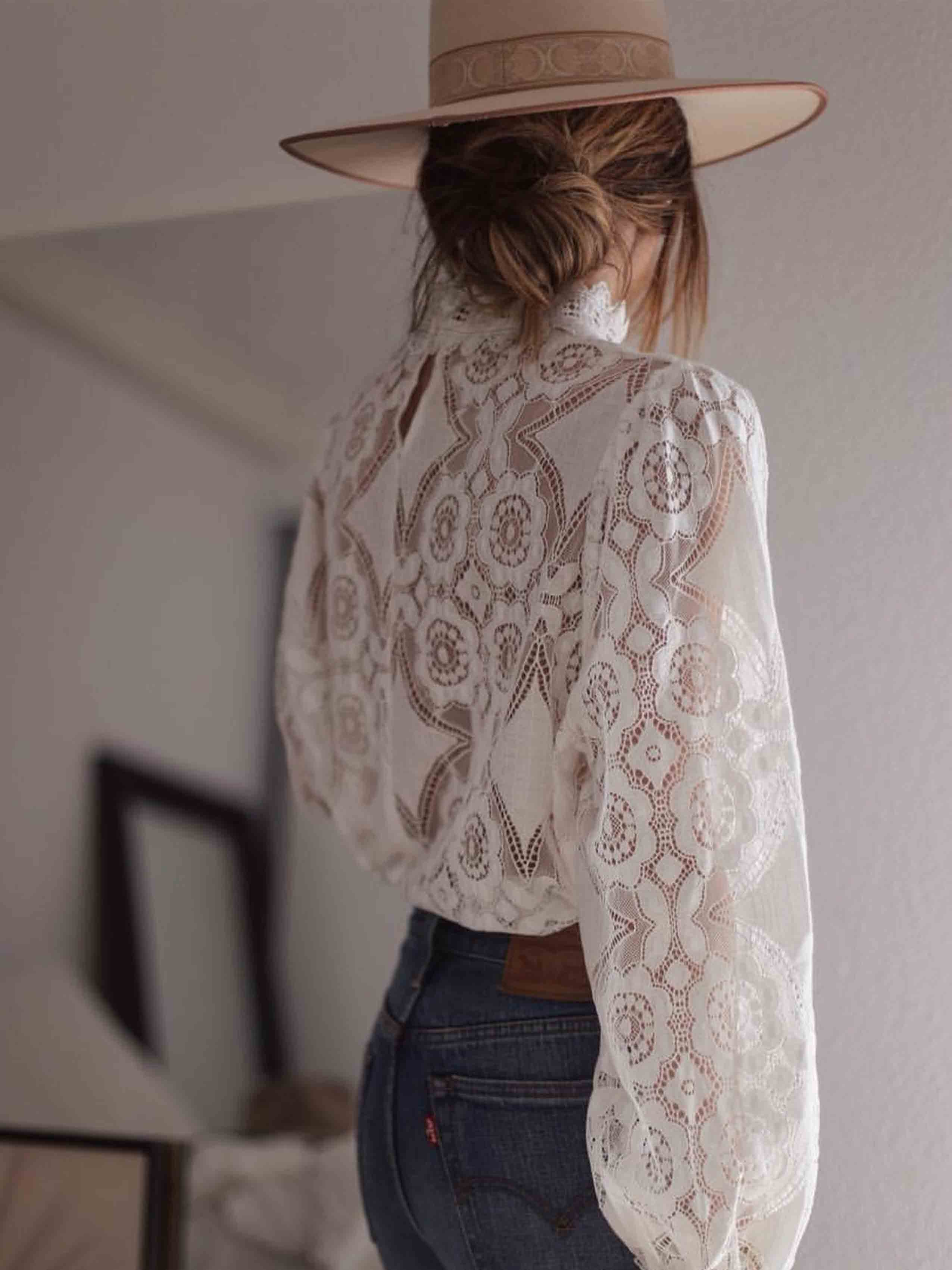 Veleaee Sexy Lace Tops