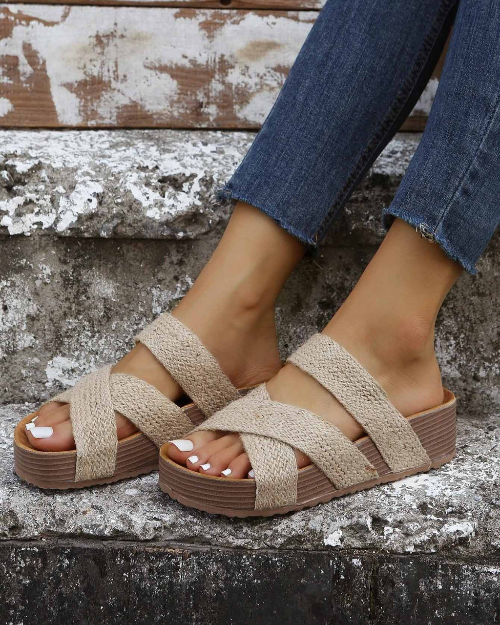 Veleaee Thick Soled Woven Sandals